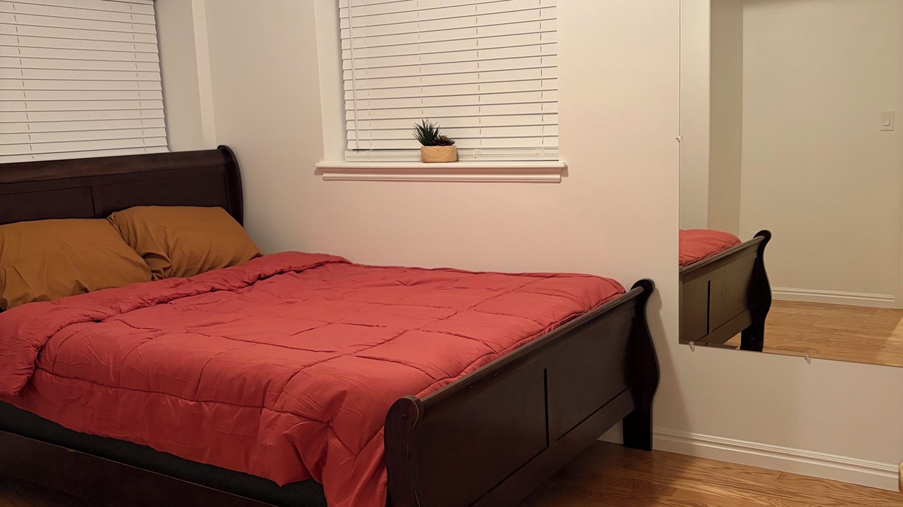 Photo of Bedroom in Provo Bay