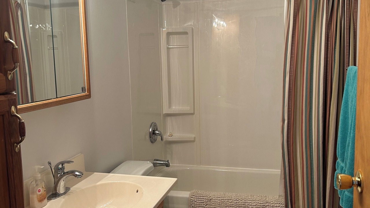 Photo of Bathroom in Arnes