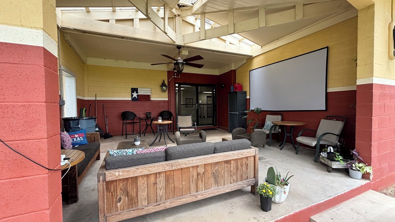 Photo of Patio Balcony in Mineral Wells