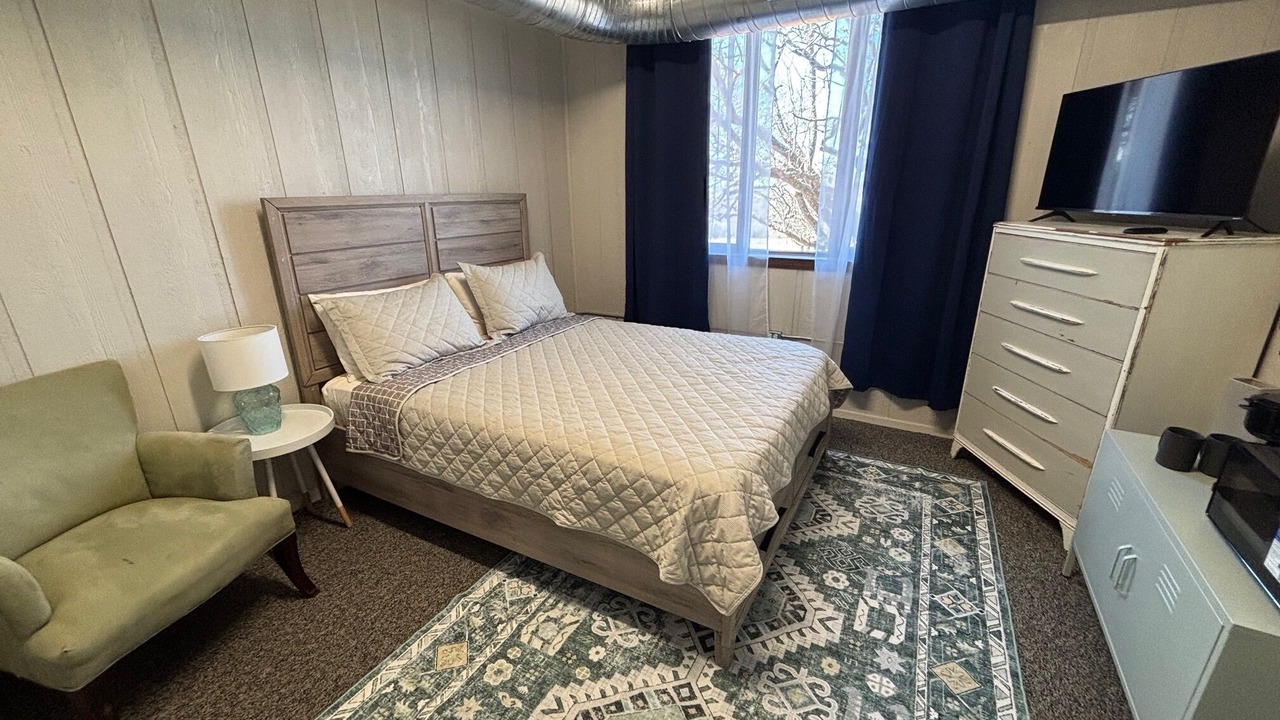 Photo of Bedroom in Mineral Wells