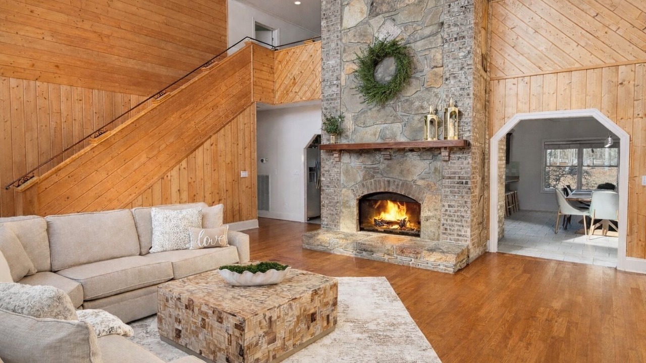 Photo of Livingroom in Altamont