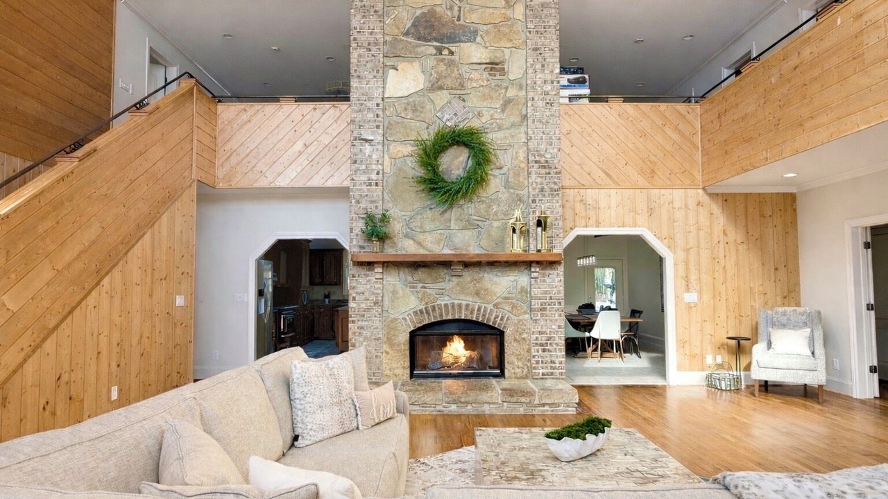 Photo of Livingroom in Altamont