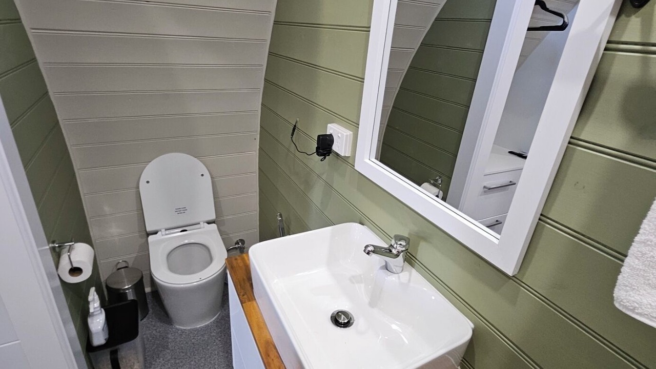 Photo of Bathroom in Terang