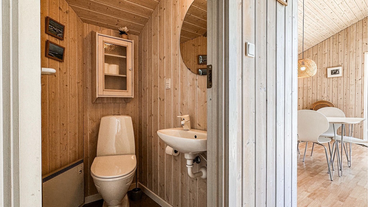 Photo of Bathroom in Lyngsbæk Strand