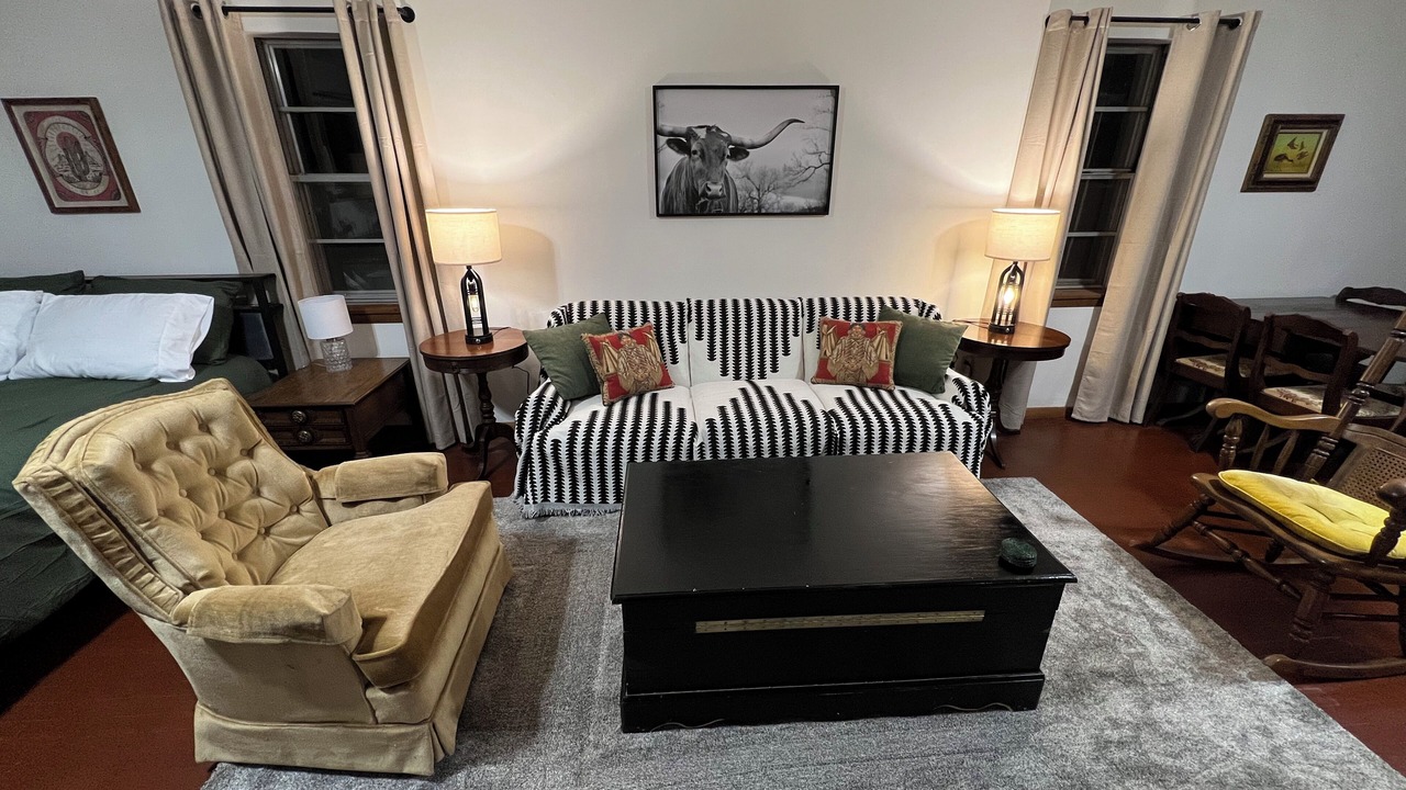 Photo of Livingroom in Kiowa County