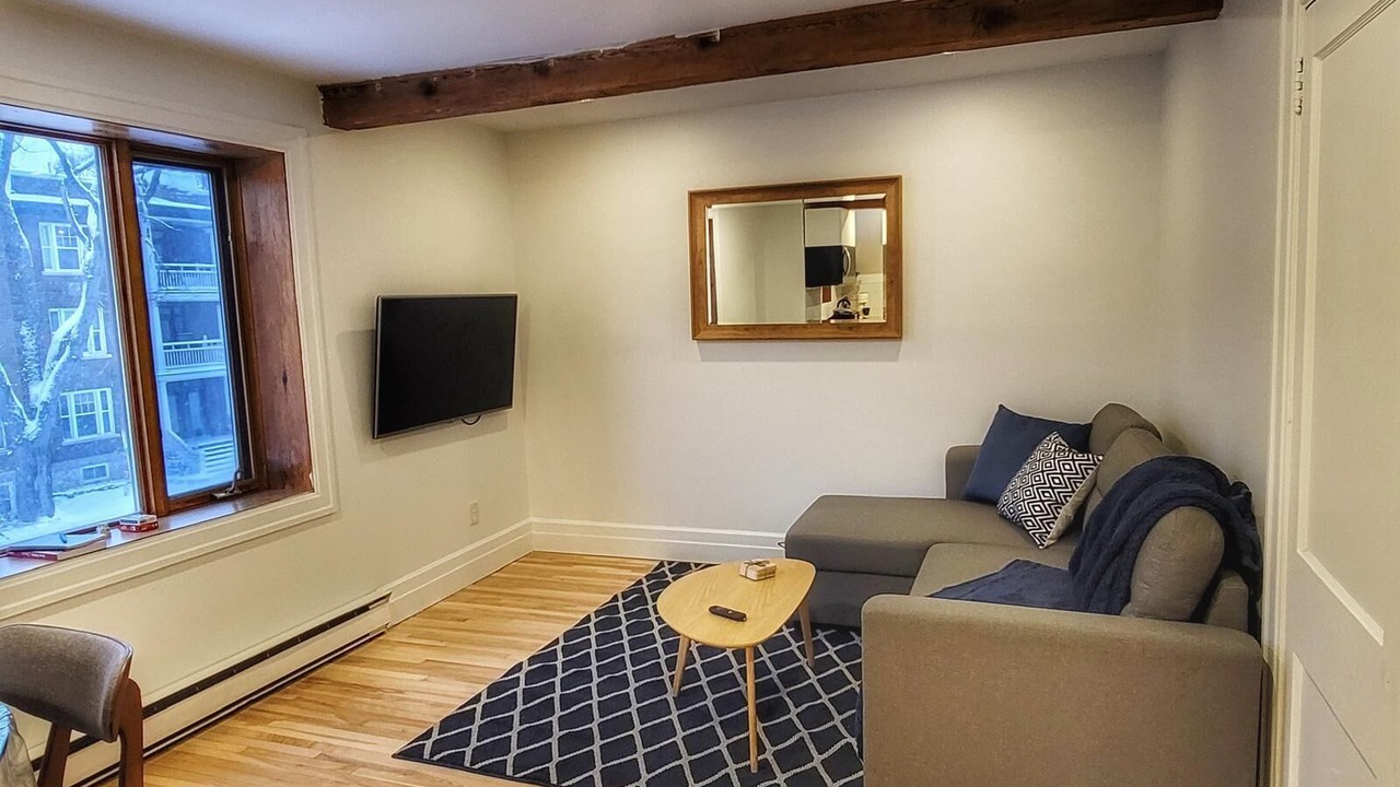 Photo of Livingroom in Montcalm