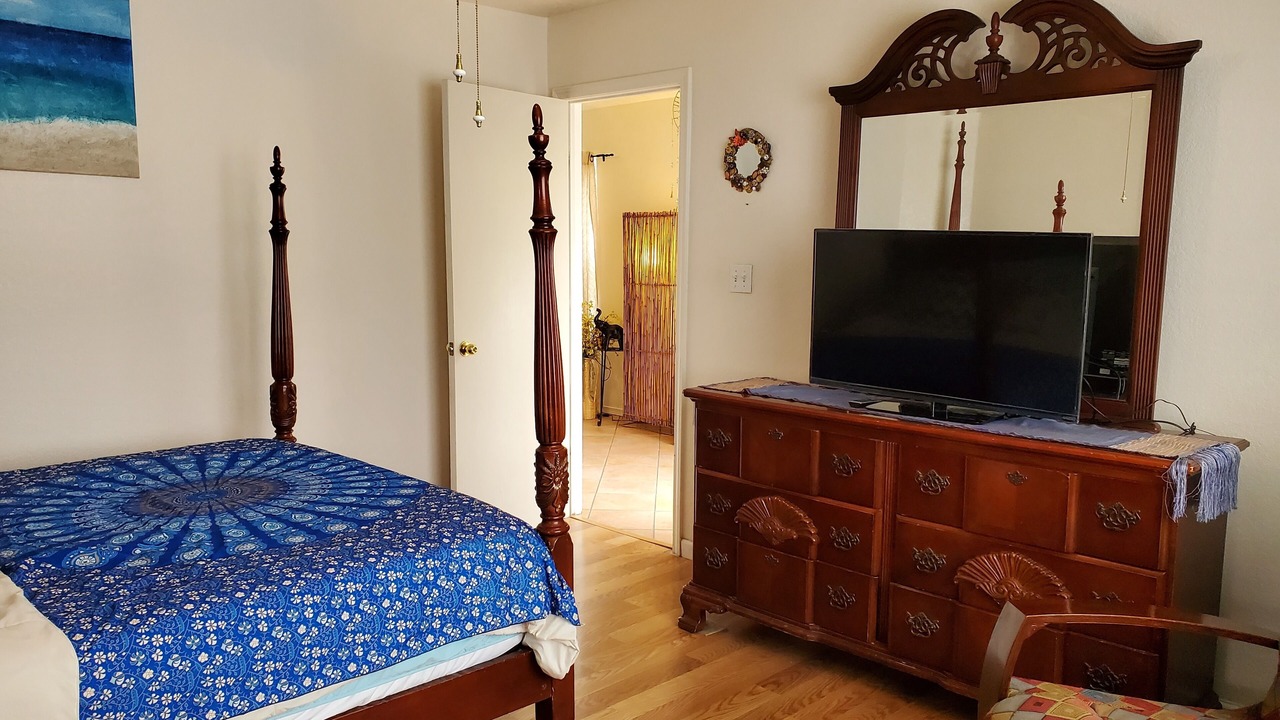 Photo of Bedroom in Westgate Heights