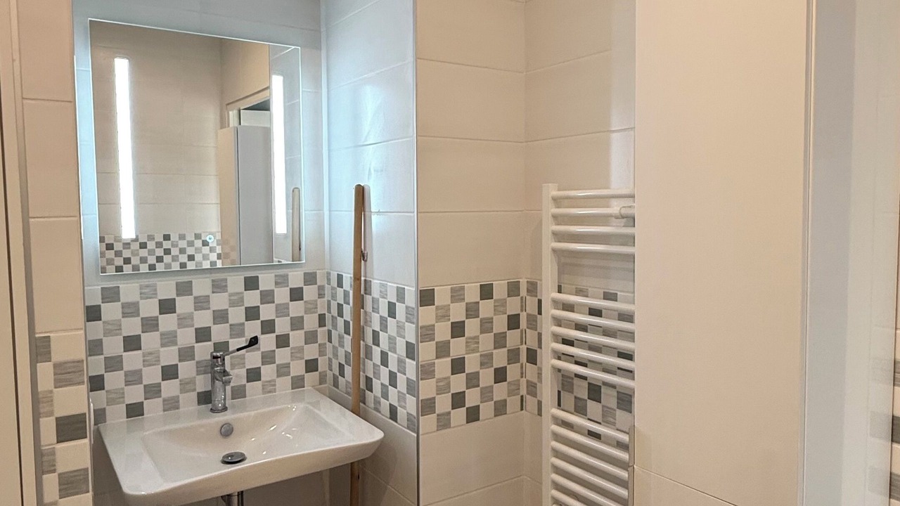 Photo of Bathroom in Vouzeron