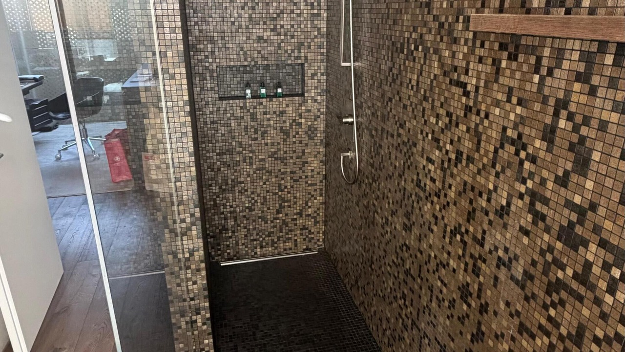 Photo of Bathroom in Oerlikon