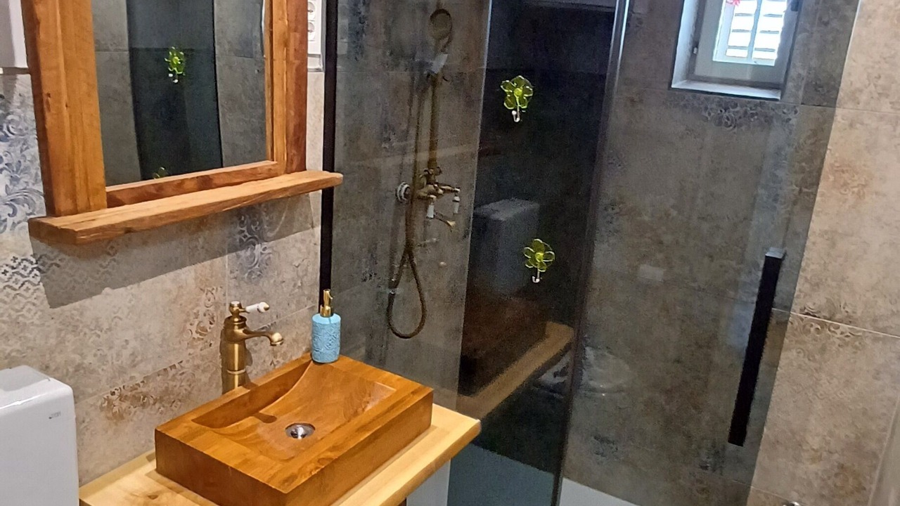 Photo of Bathroom in Gornji Karin