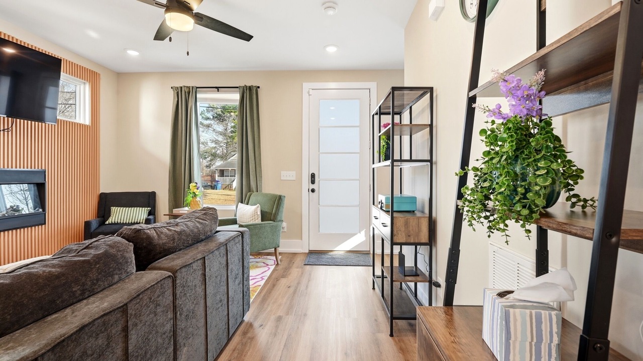 Photo of Livingroom in Hayes