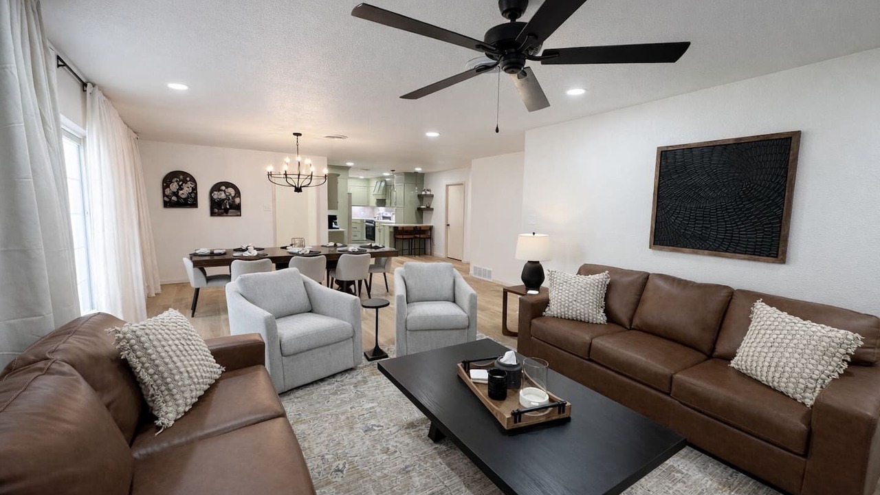 Photo of Livingroom in Bowie