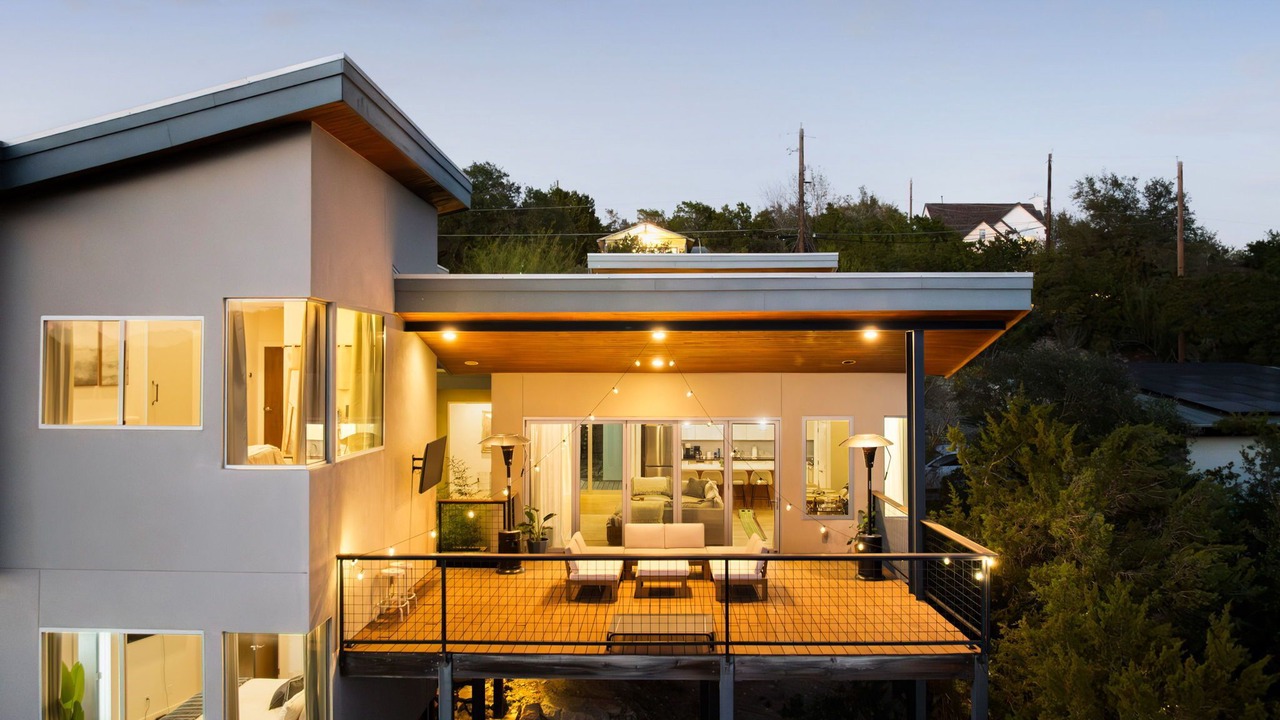 Photo of Patio Balcony in Apache Shores