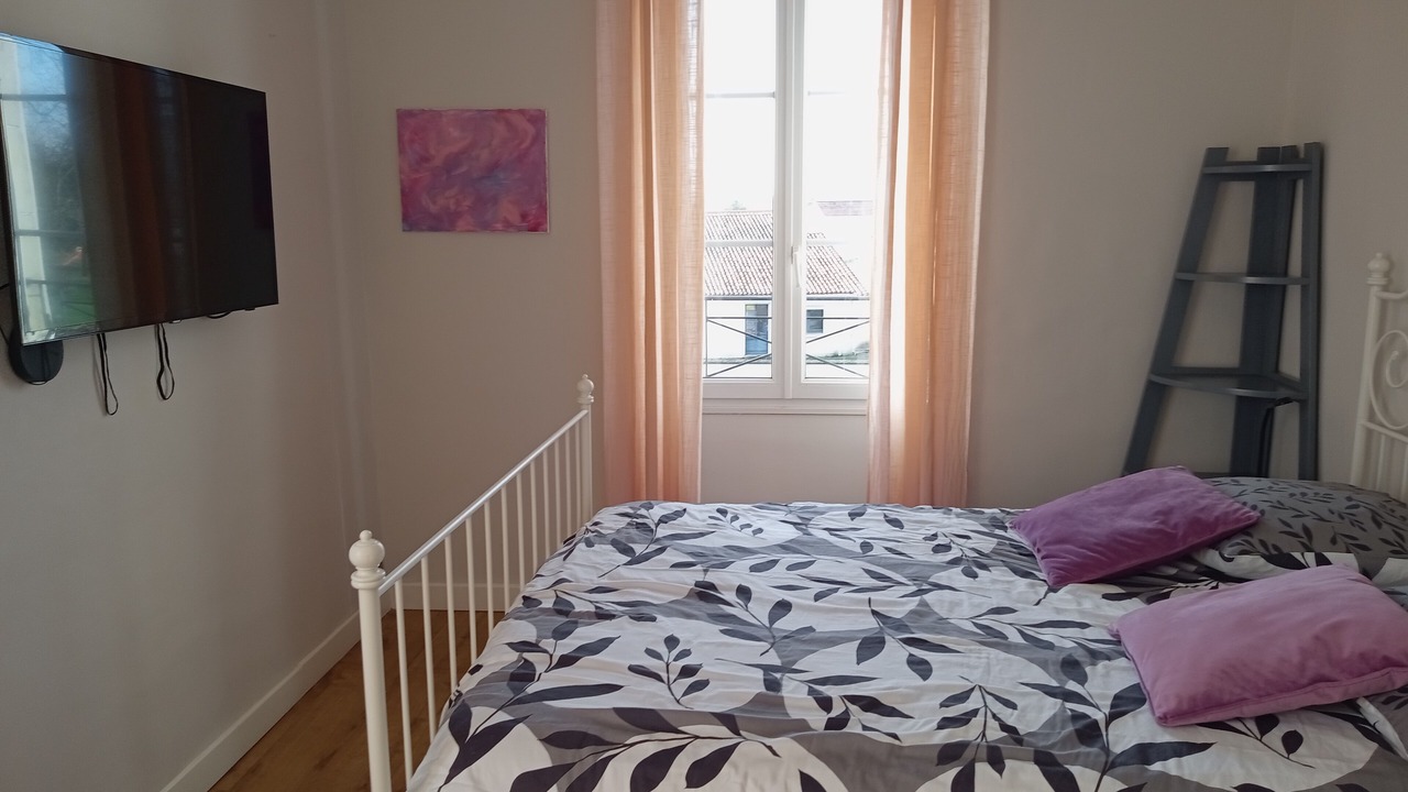Photo of Bedroom in Doix-les-Fontaines