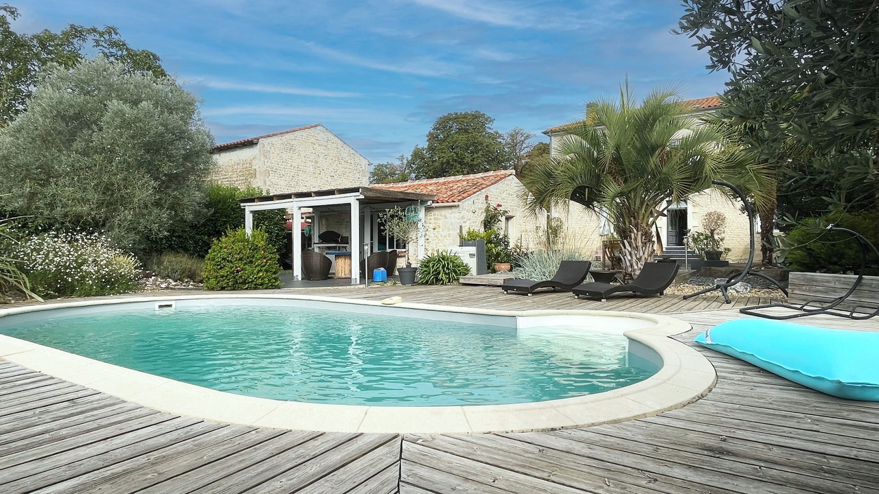 Photo of Outdoor in Doix-les-Fontaines