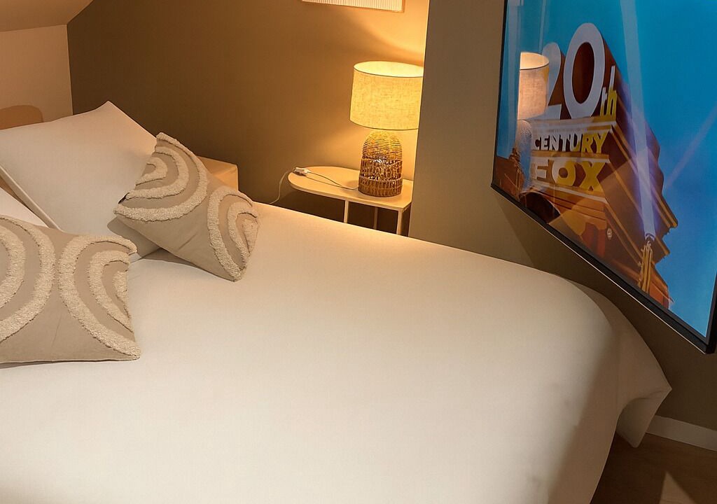 Photo of Bedroom in Quartier Saint-Clement - Jardin des Plantes