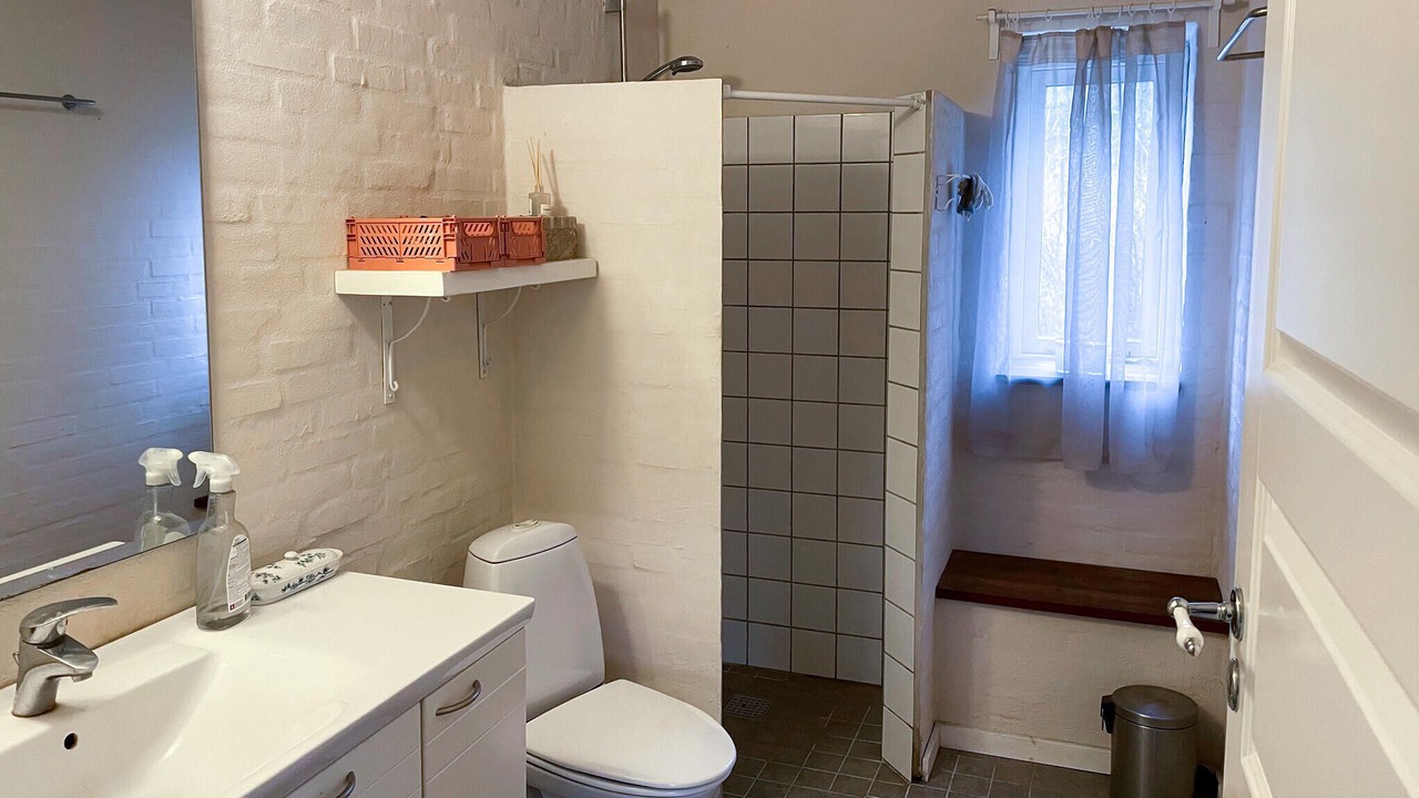 Photo of Bathroom in Glamsbjerg