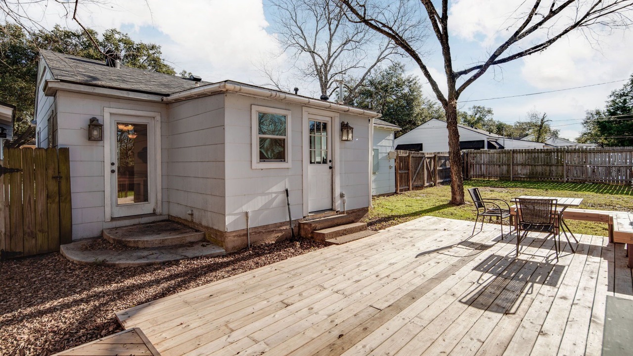 Photo of Outdoor in Bryan