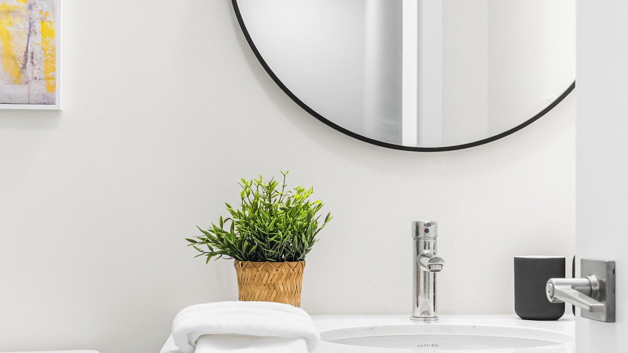 Photo of Bathroom in Oakville
