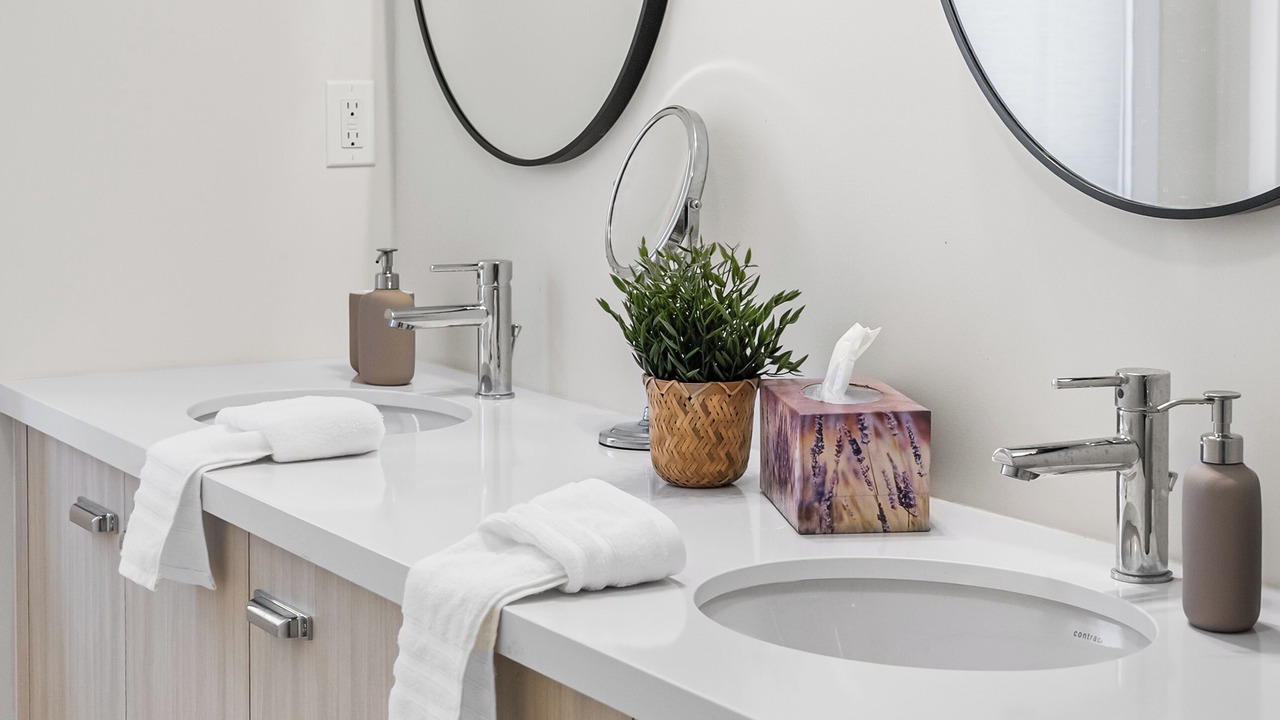 Photo of Bathroom in Oakville