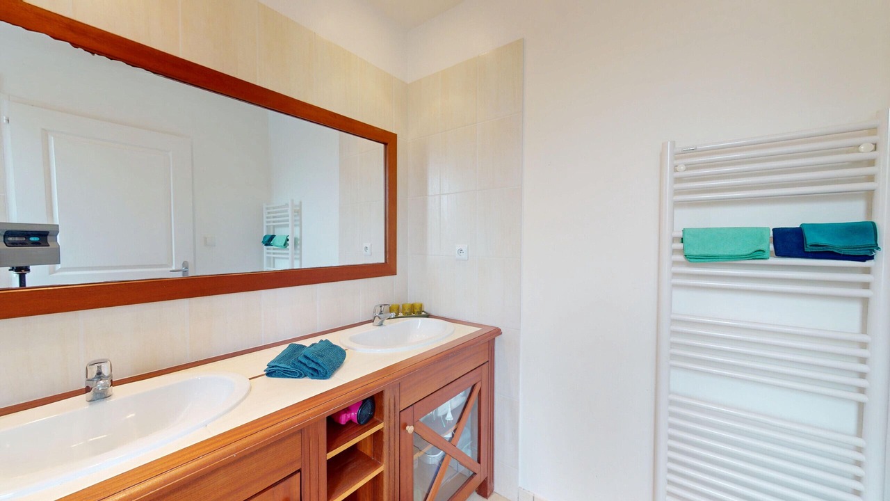 Photo of Bathroom in L'Aiguillon-sur-Vie