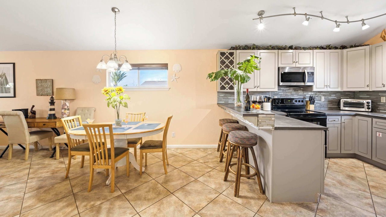Photo of Kitchen in Leeward Sands