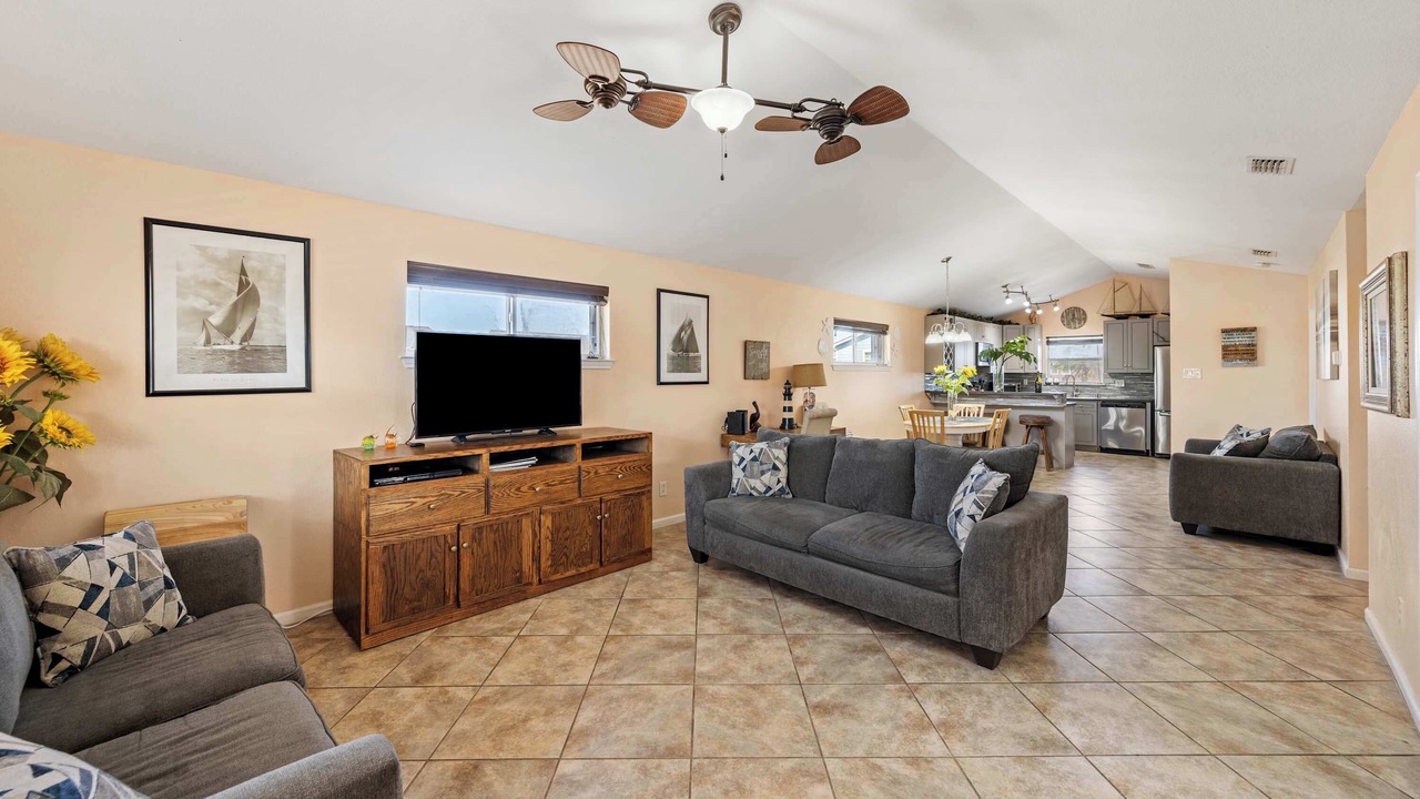 Photo of Livingroom in Leeward Sands