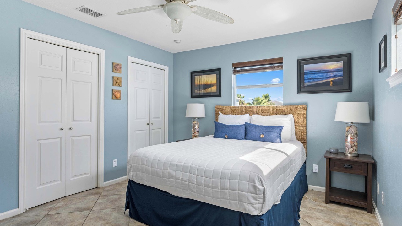 Photo of Bedroom in Leeward Sands