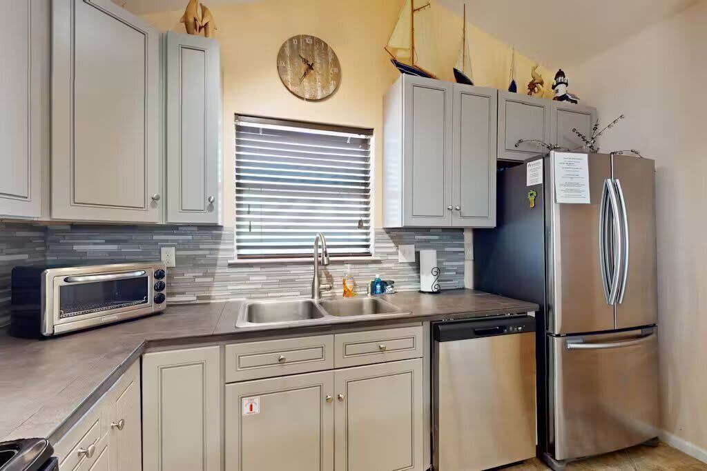 Photo of Kitchen in Leeward Sands