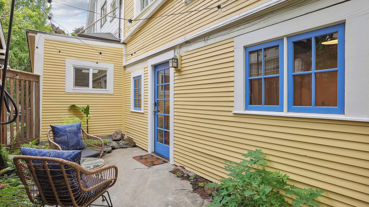 Photo of Patio Balcony in Belmont