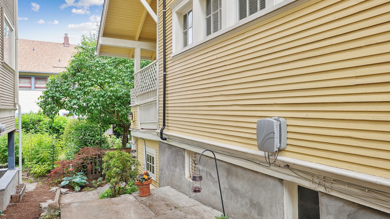 Photo of Outdoor in Belmont