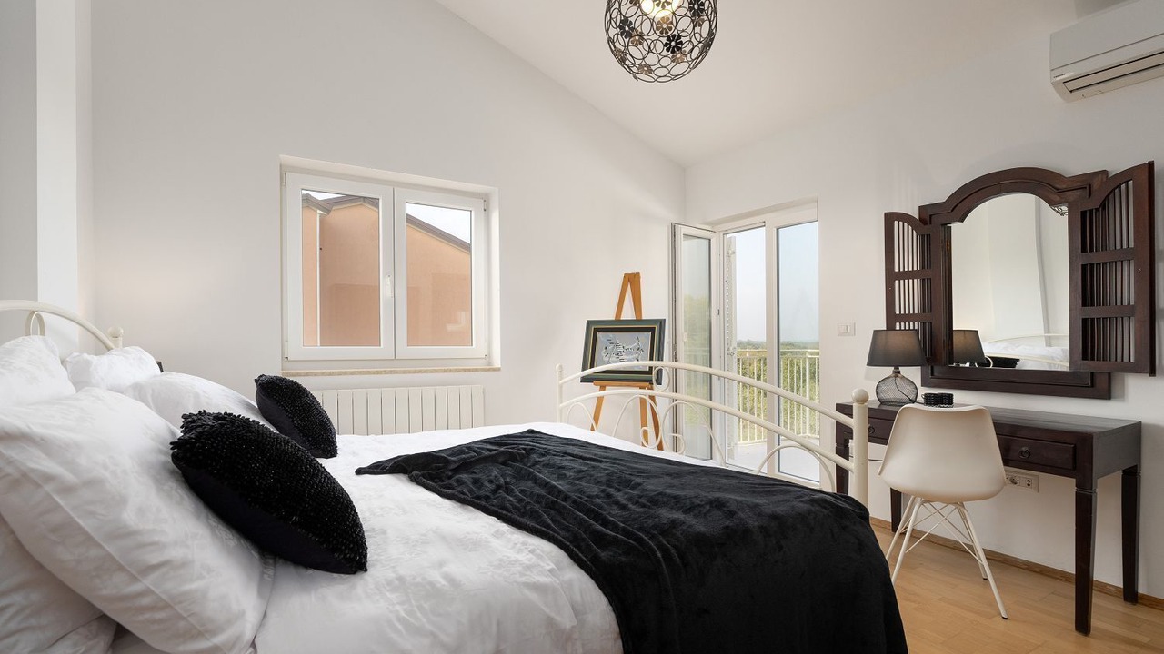 Photo of Bedroom in Gulici