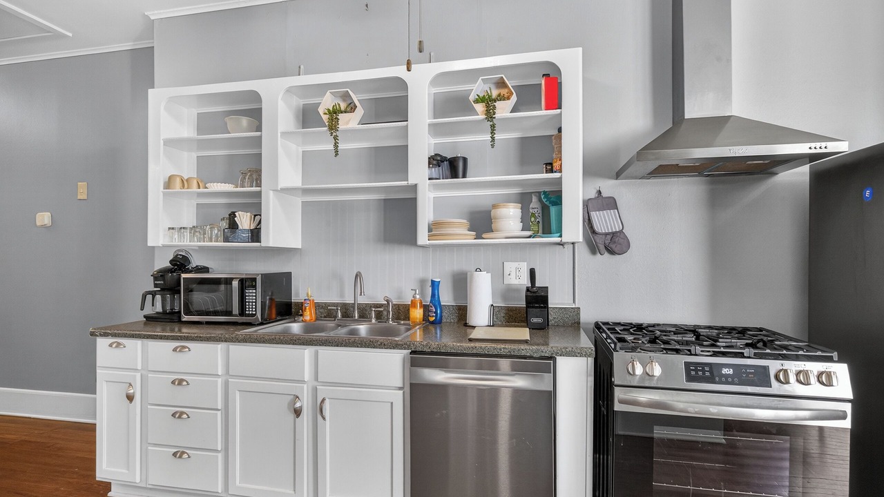 Photo of Kitchen in Highland Historic District