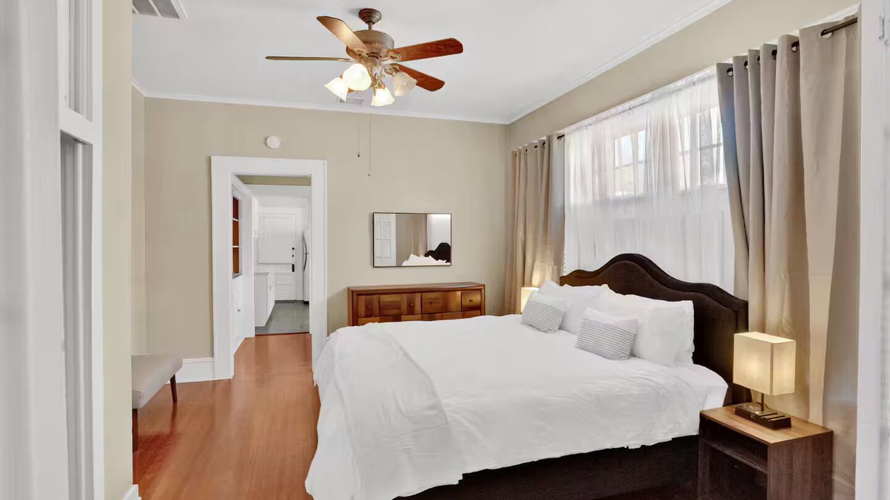 Photo of Bedroom in Highland Historic District