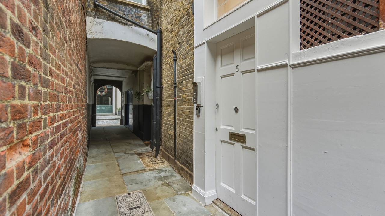 Photo of Outdoor in Queenhithe