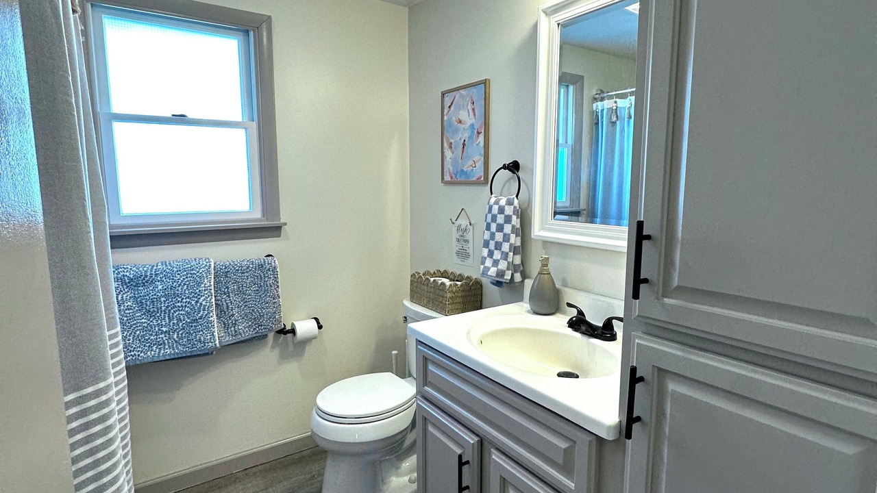 Photo of Bathroom in South Beach Haven