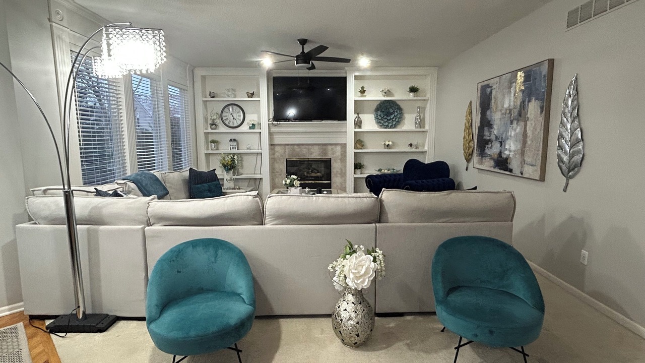 Photo of Livingroom in Olathe