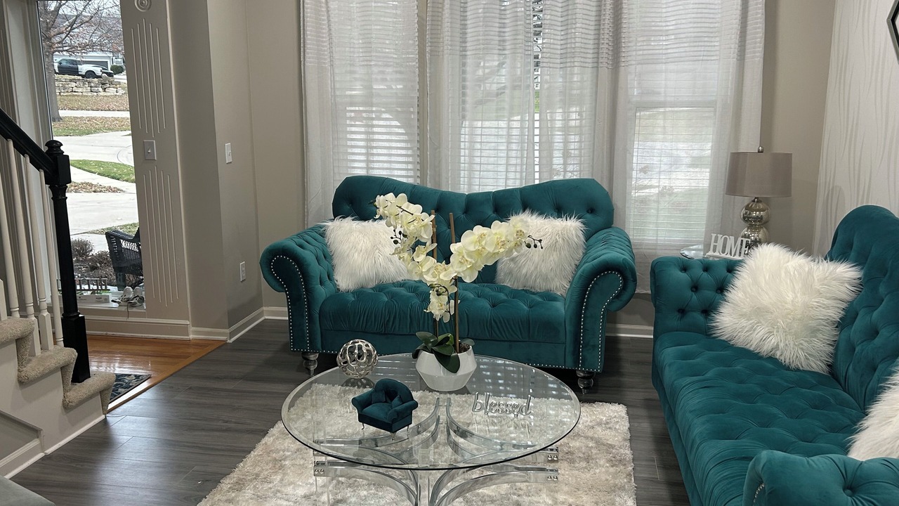 Photo of Livingroom in Olathe