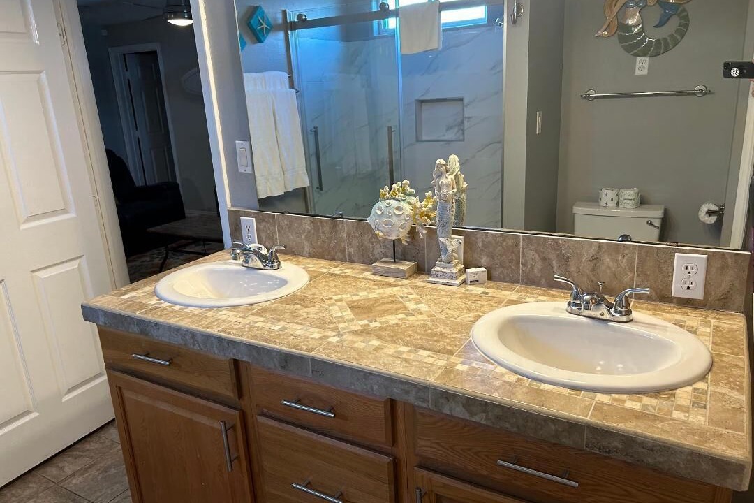 Photo of Bathroom in Jamaica Beach