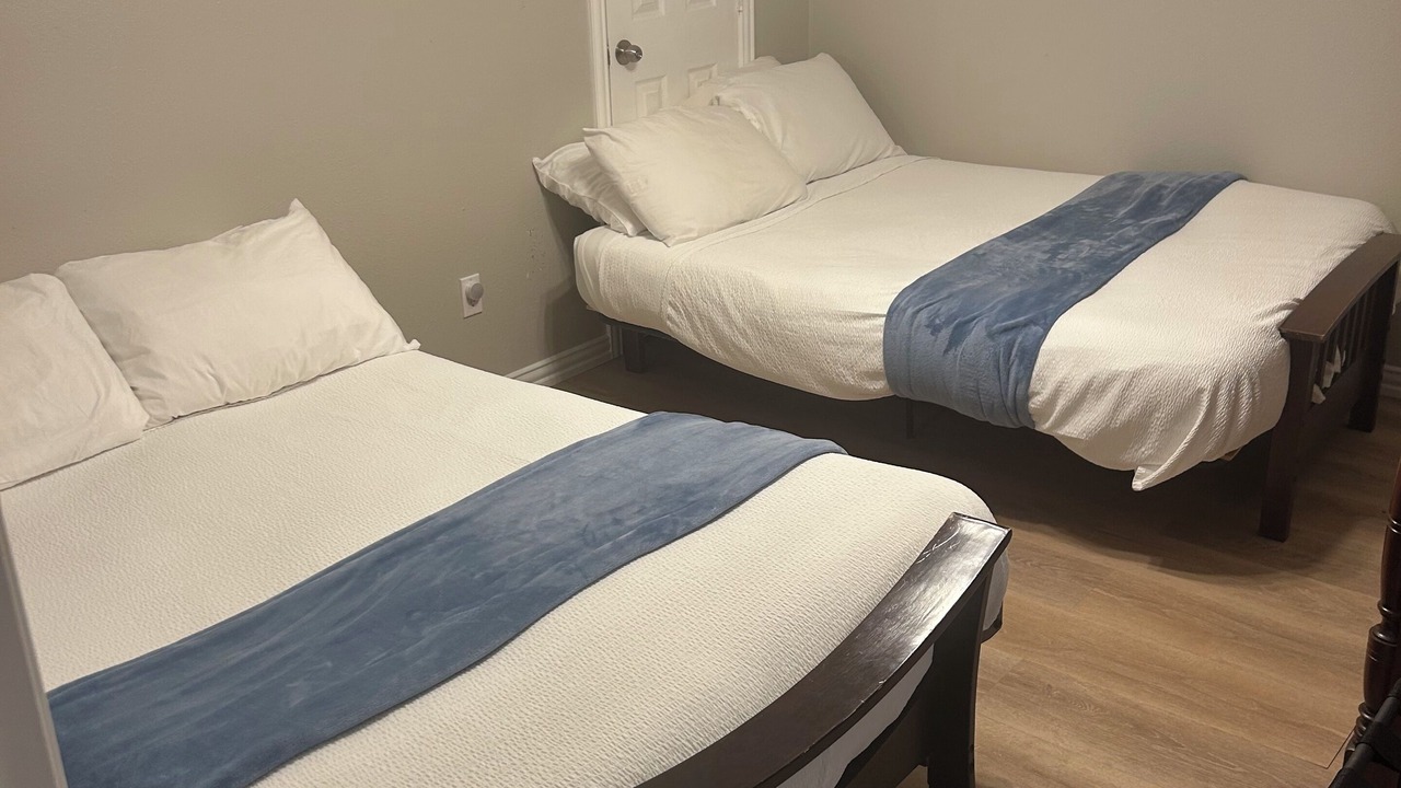 Photo of Bedroom in Jamaica Beach