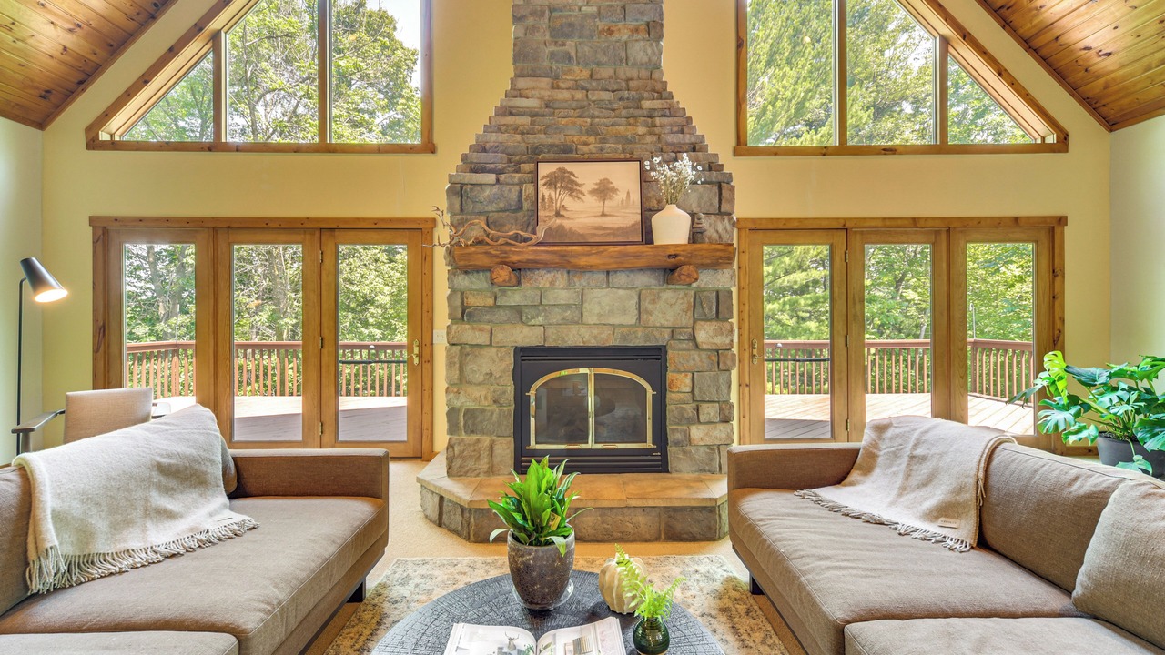 Photo of Livingroom in Amery