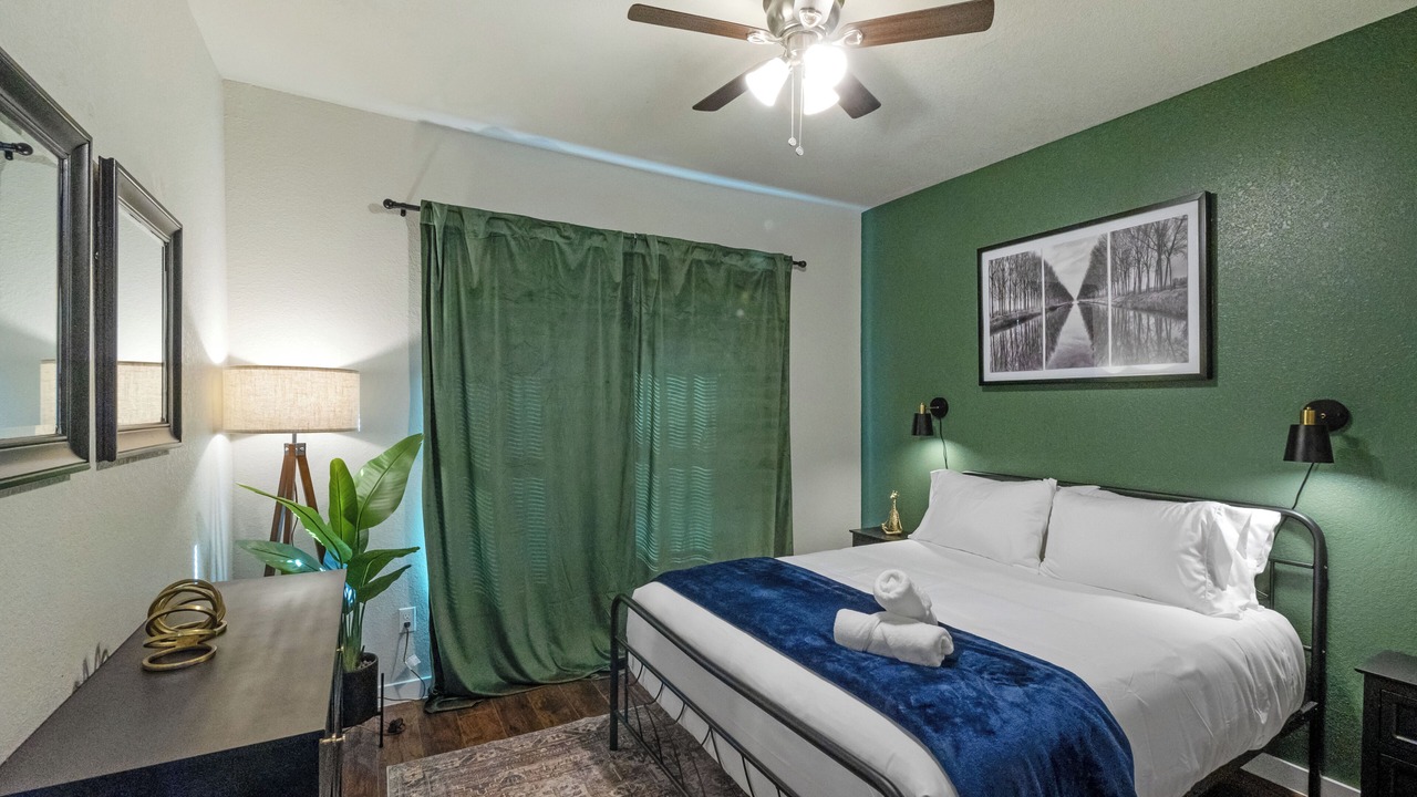 Photo of Bedroom in Denver Heights