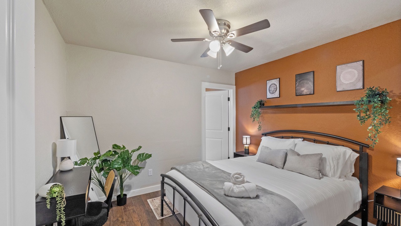 Photo of Bedroom in Denver Heights