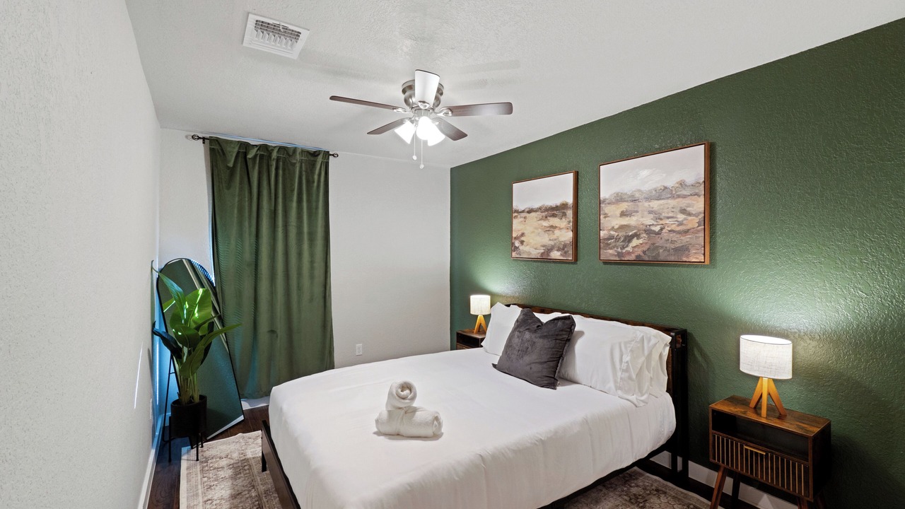 Photo of Bedroom in Denver Heights