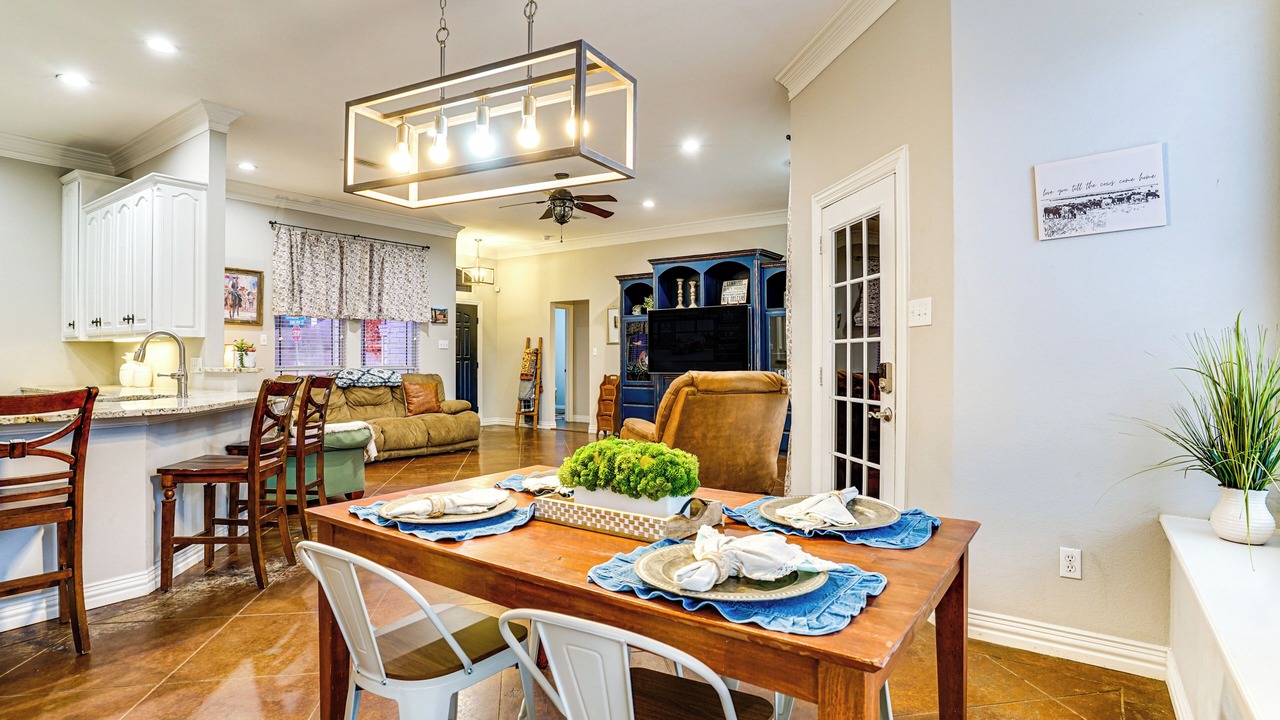 Photo of Livingroom in Burleson