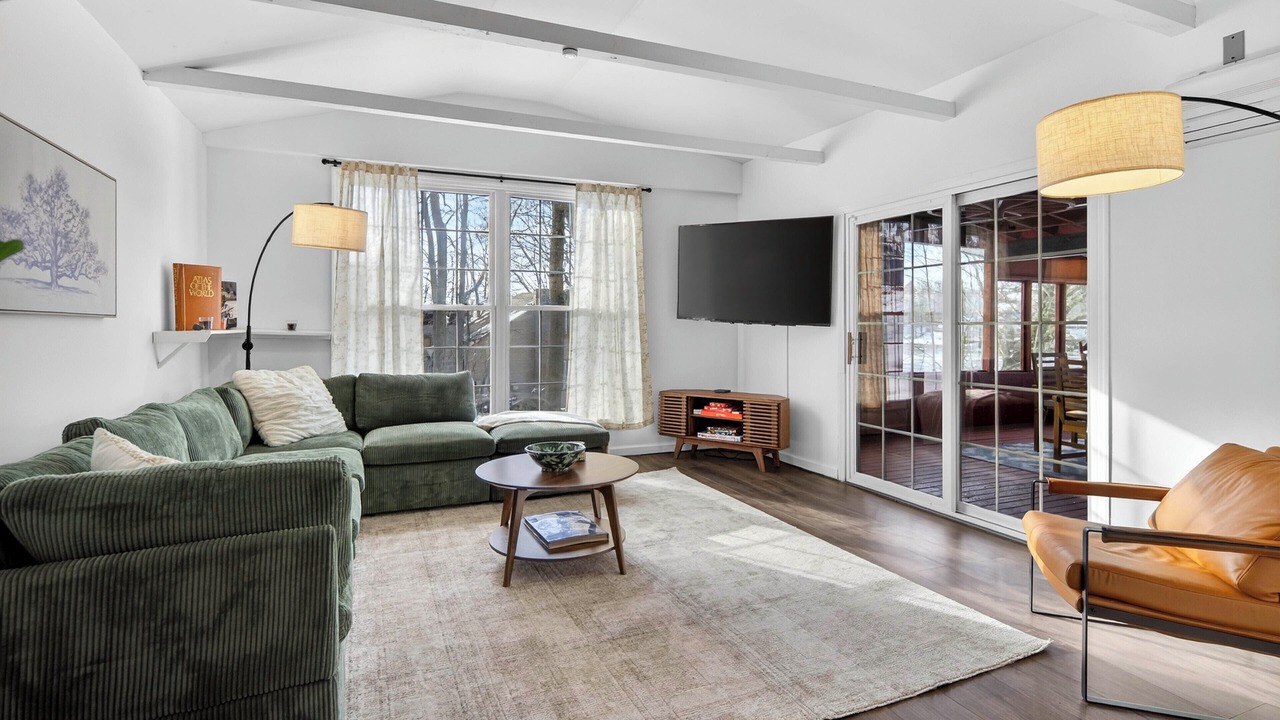 Photo of Bedroom in Newtonville