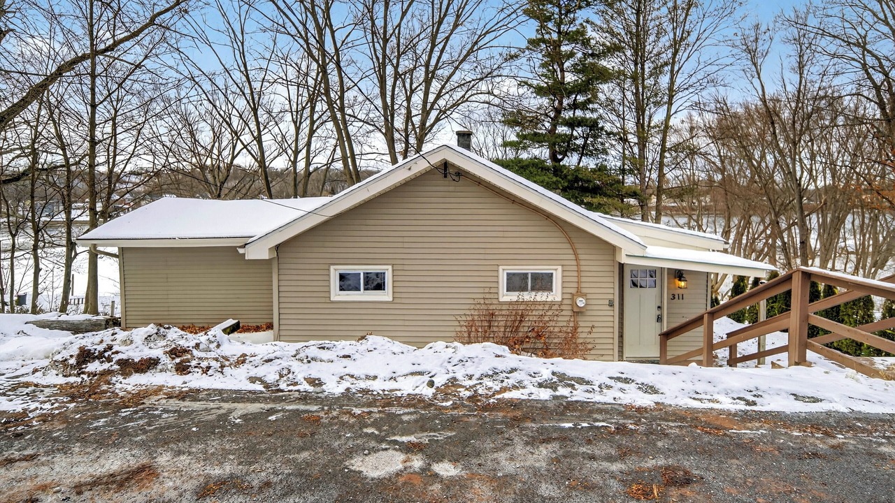 Photo of Outdoor in Newtonville