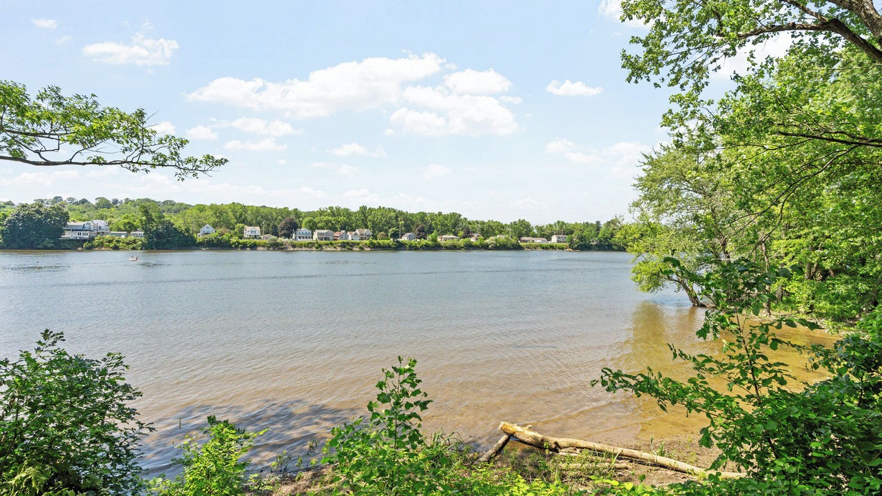 Photo of Others in Newtonville