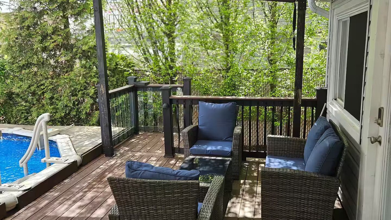 Photo of Patio Balcony in Hicksville