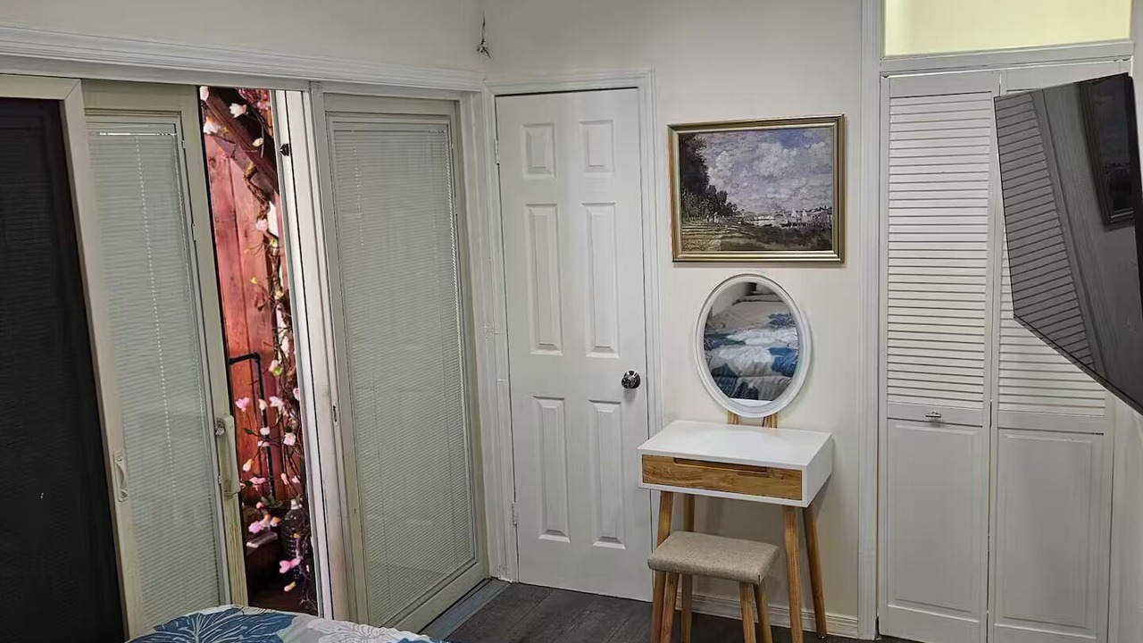 Photo of Bedroom in Hicksville